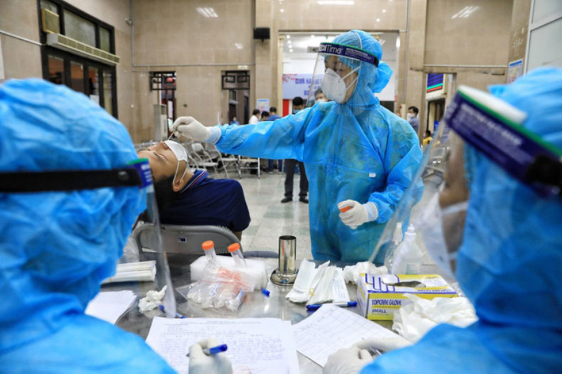 Sáng 26/7, thêm 2.708 ca mắc COVID-19, tổng số ca mắc ở Việt Nam vượt 101.000