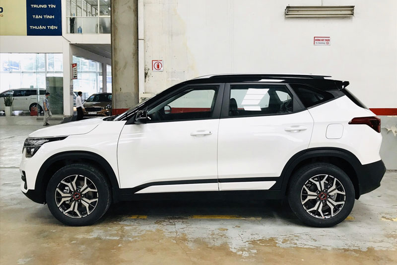 Tầm giá 600 triệu đồng, Kia Seltos phiên bản Deluxe có ưu và nhược điểm gì?