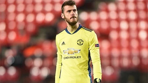 Man United hối hận đã tăng lương quá cao cho De Gea