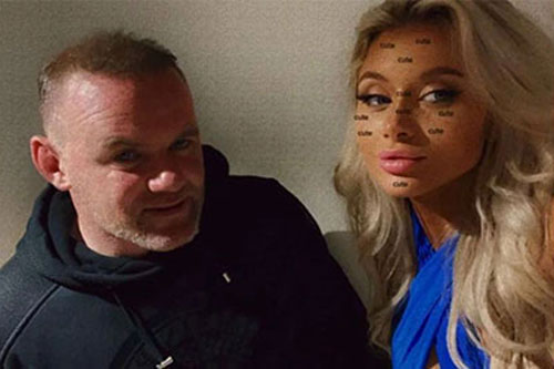 Lộ hình ảnh Rooney bên gái lạ hở hang trong khách sạn