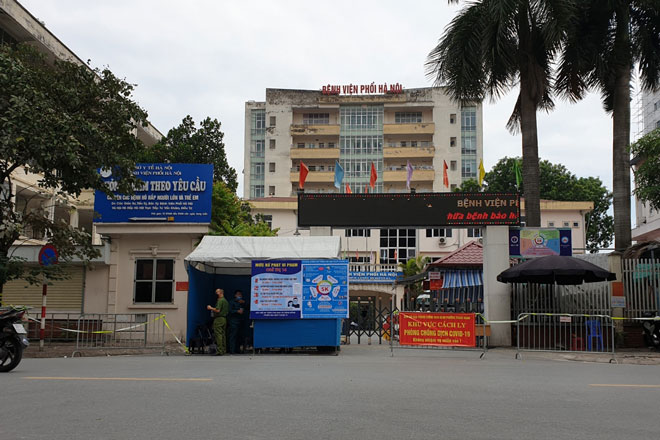Cách ly toàn Bệnh viện Phổi Hà Nội, sau khi phát hiện 29 ca dương tính