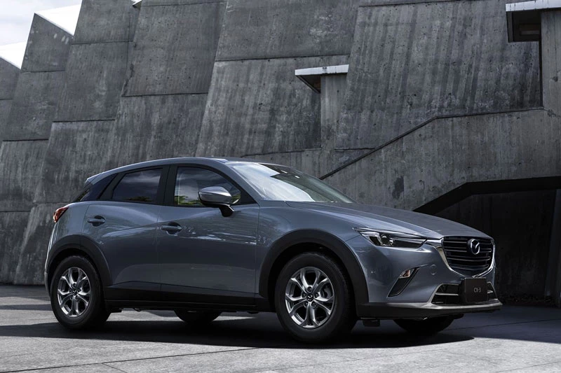 2. Mazda CX-3 2021 (giá khởi điểm: 21.965 USD).