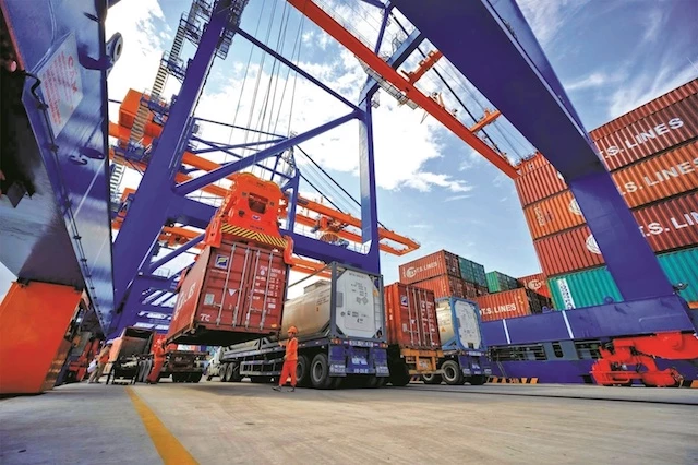 Chi phí logistic, cước vận tải biển hiện nay đều tăng đã khiến doanh nghiệ thuỷ sản gặp khó.