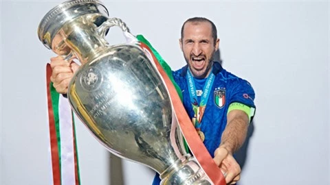 Giorgio Chiellini, nhà vô địch EURO vẫn thất nghiệp