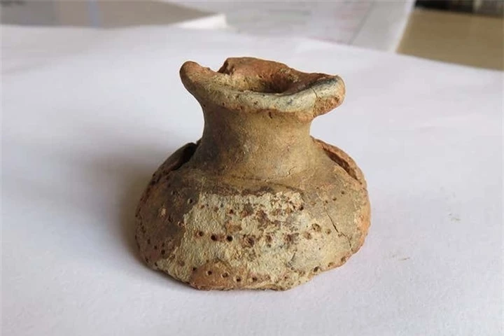 Lọ gốm hé lộ thú làm đẹp của phụ nữ hơn 6.000 năm trước - 1