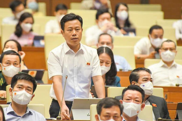 Chính sách học phí đại học hiện nay còn nhiều bất cập, cần điều chỉnh