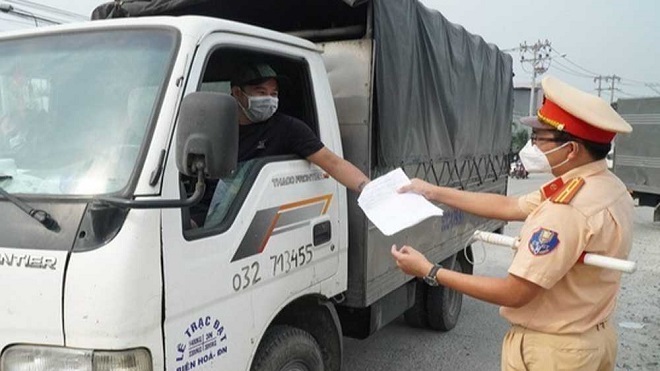 Bộ Y tế tái khẳng định việc dùng test nhanh COVID-19 với lái xe, không bắt buộc phải xét nghiệm RT-PCR