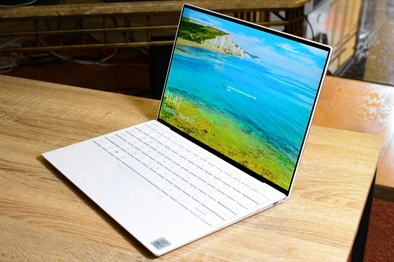 5. Dell XPS 13 cuối năm 2020.