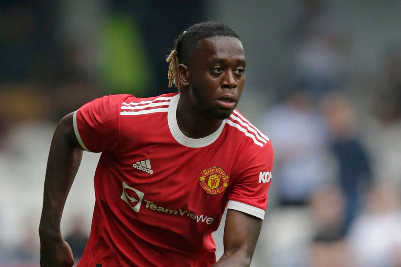 9. Aaron Wan-Bissaka (mua từ Crystal Palace, 2019, 49,5 triệu bảng).