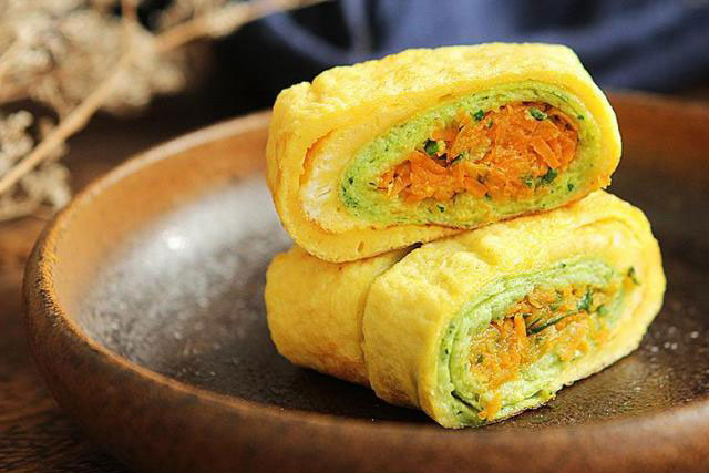 Trứng không chỉ làm món mặn, đem cuốn thế này được bữa sáng siêu bổ dưỡng