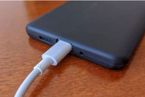 Samsung Galaxy S22 có thể được hỗ trợ công nghệ sạc nhanh 65W