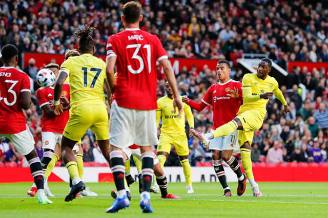 5 điều rút ra sau trận hòa như thua của Man United trước Brentford