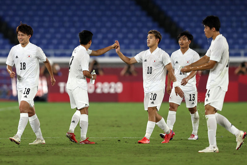 Nhìn lại vòng bảng bóng đá nam Olympic Tokyo 2020: Đầy rẫy những cú sốc