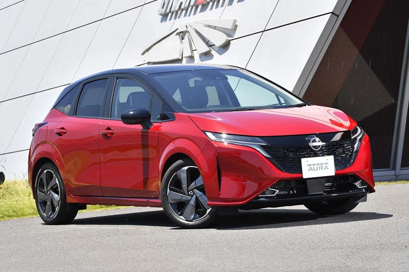 Nissan Note Aura 2022.