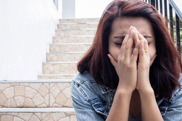 Trước khi đi họp lớp, tôi nấu cho mẹ chồng nồi thịt kho để rồi lúc về nhà chứng kiến cảnh tượng bủn rủn tay chân