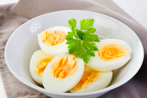 Không muốn phải hối hận thì những người này không được ăn trứng