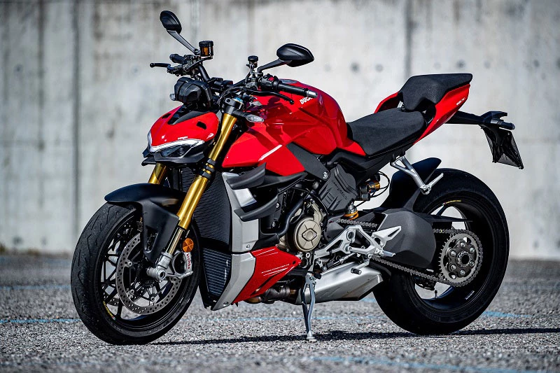6. Ducati Streetfighter V4 2021.