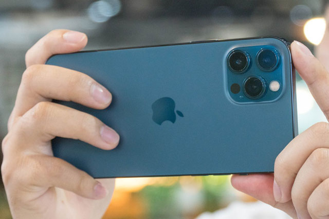 Apple có thể ra mắt iPhone Pro Max phiên bản giá rẻ