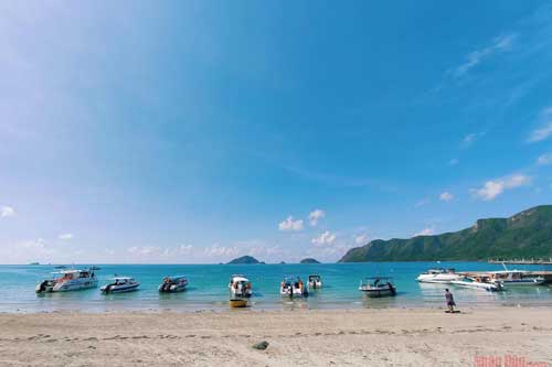 Khám phá vẻ bình yên của Côn Đảo