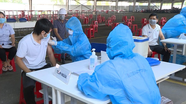 Kiên Giang: Gần 1.700 công nhân được tiêm vaccine phòng COVID-19