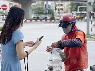 Kiến nghị "giải cứu" nguy cơ đứt gãy chuỗi cung ứng thương mại điện tử