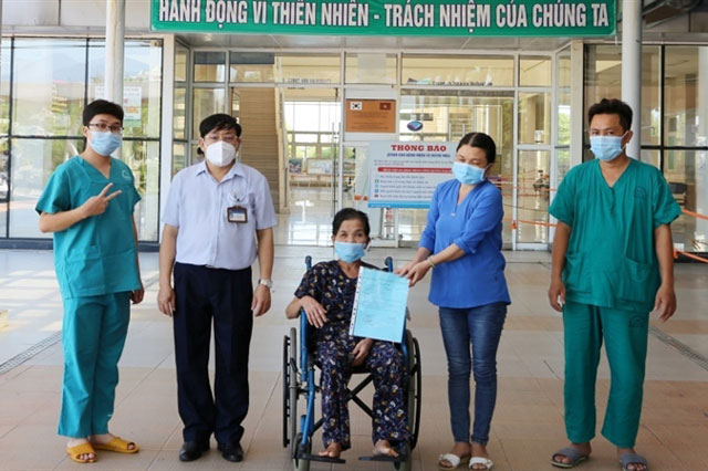 Thêm hơn 2.800 bệnh nhân COVID-19 ở TP Hồ Chí Minh xuất viện