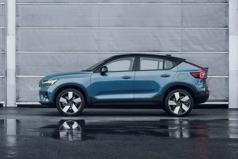 Xe điện Volvo C40 2022 chốt giá từ 1,35 tỷ đồng