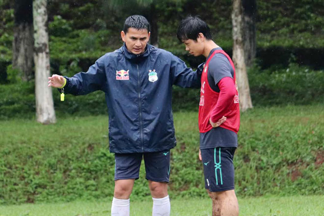 Vì sao Kiatisak muốn ở lại giúp ĐT Việt Nam?