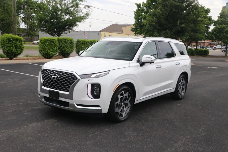 9. Hyundai Palisade 2021 (giá khởi điểm: 34.375 USD, điểm tổng thể: 8,4/10).