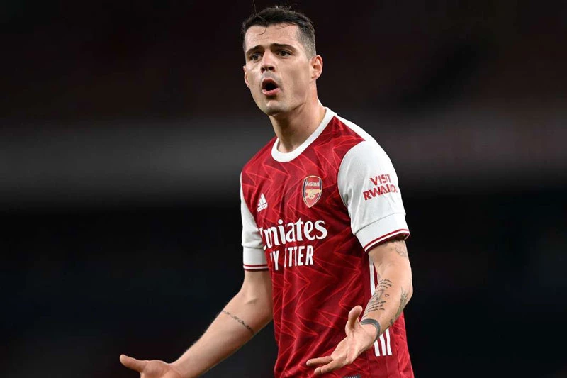 9. Granit Xhaka (mua từ Borussia Monchengladbach, 2016, 30 triệu bảng).