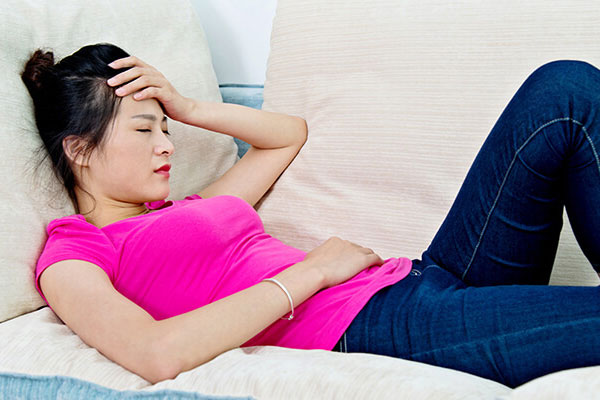 Rong kinh ở nữ giới: Xử lý bằng cách nào để tránh gây ảnh hưởng tới sức khoẻ sinh sản?