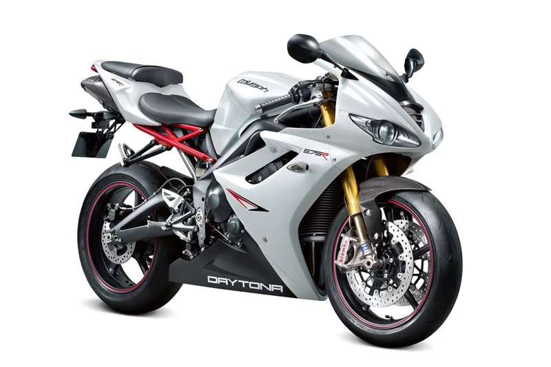 2. Triumph Daytona 675.