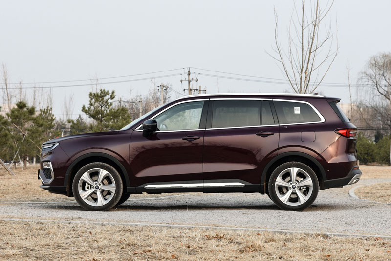 Chi tiết Ford Equator 2022: Công suất 224 mã lực, giá khởi điểm gần 700 triệu đồng