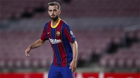 Barca gấp rút bán cầu thủ thừa