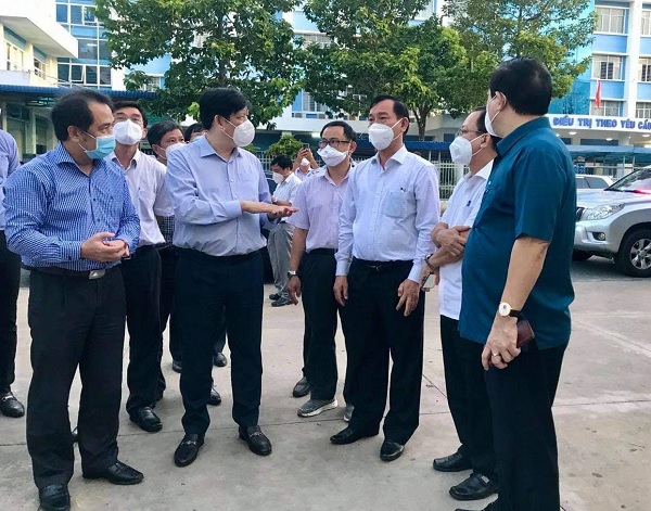 Bộ Y tế cử chuyên gia hàng đầu về điều trị bệnh nhân COVID-19 tới Tiền Giang