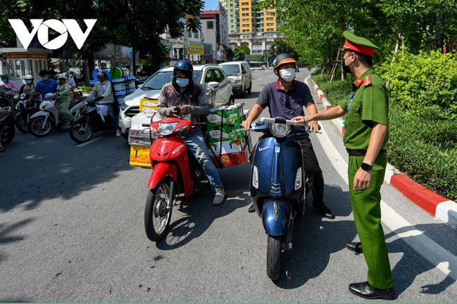 Hà Nội: Người dân không được di chuyển ra ngoài địa bàn trong thời gian giãn cách