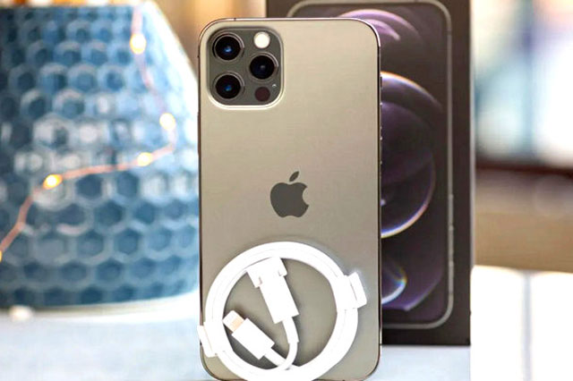 Apple sẽ nâng công suất sạc và tăng dung lượng pin trên iPhone 13?