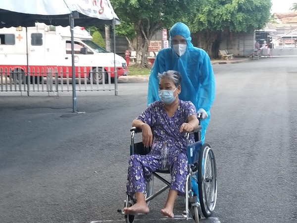 Bệnh viện Đa khoa Long An hoạt động trở lại sau 34 ngày phong tỏa