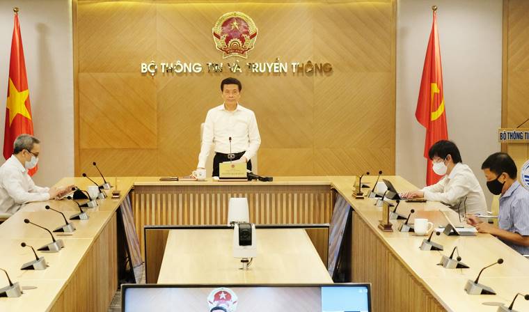 Bộ TT&TT công bố gói hỗ trợ dịch vụ viễn thông gần 10.000 tỷ đồng: Cú huých mạnh mẽ để thúc đẩy chuyển đổi số trong đại dịch