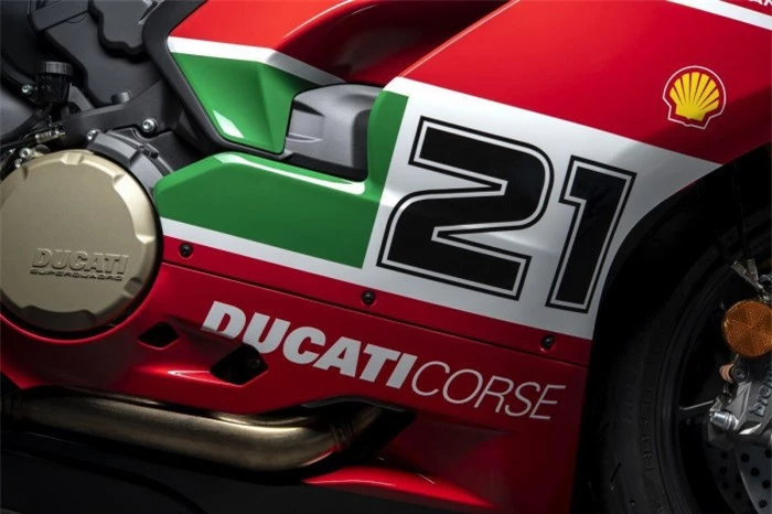 Cận cảnh Ducati Panigale V2 phiên bản đặc biệt 11
