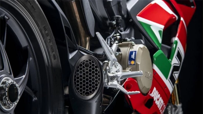 Cận cảnh Ducati Panigale V2 phiên bản đặc biệt 8
