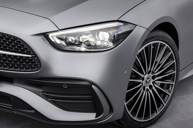 Khám phá công nghệ đèn Digital Light trên Mercedes-Benz C-Class 2022