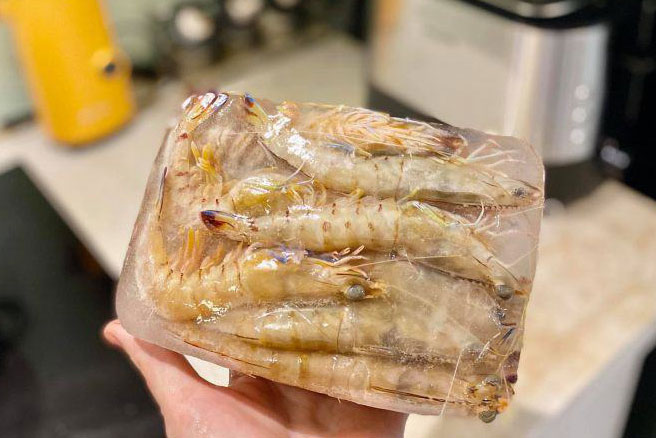 Tuyệt chiêu trữ đông tôm không bị thâm đen, tươi ngon như mới