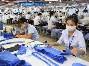 Việt Nam đứng thứ hai thế giới về xuất khẩu hàng may mặc