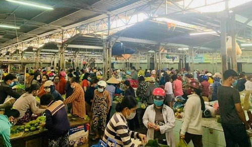 Tạm đình chỉ công tác Trưởng phòng Kinh tế TP Nha Trang để xem xét trách nhiệm phòng chống dịch COVID-19