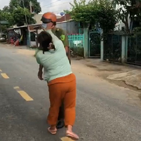 An Giang: Vợ "chống người thi hành công vụ" khi chồng vi phạm Chỉ thị 16