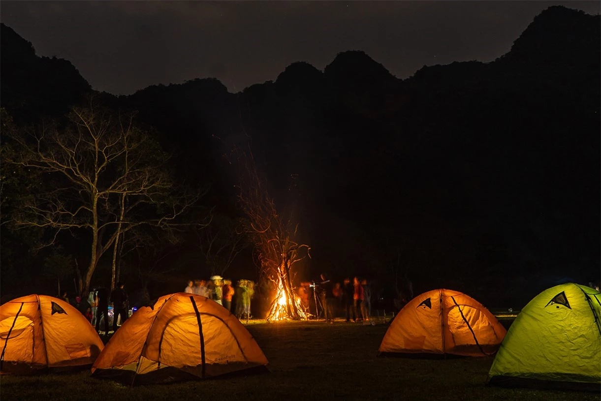 Quảng Bình khám phá hang Chà Lòi -5