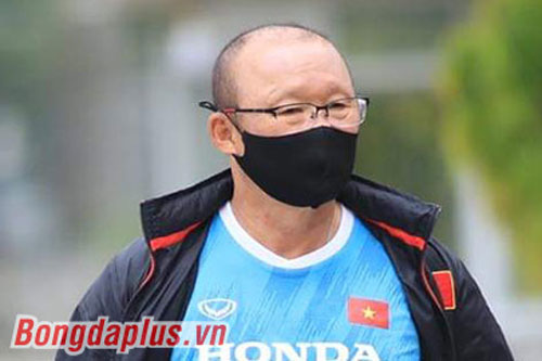 HLV Park Hang Seo dẫn dắt ĐT Việt Nam qua internet đến hết 11/8