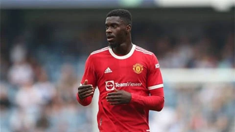 Aston Villa mượn được Tuanzebe từ Man United