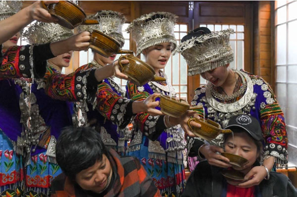 Tình si độc: Tà thuật luyện bùa yêu đáng sợ của người Trung Hoa cổ, kẻ phản bội sẽ nhận trừng phạt kinh hoàng
